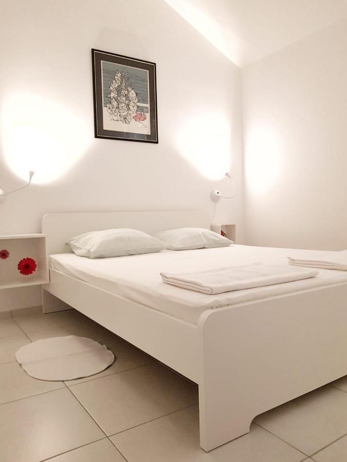 Apartmani Vrancic มันเดร ภายนอก รูปภาพ