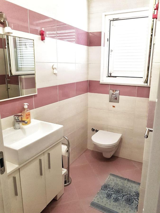 Apartmani Vrancic มันเดร ภายนอก รูปภาพ
