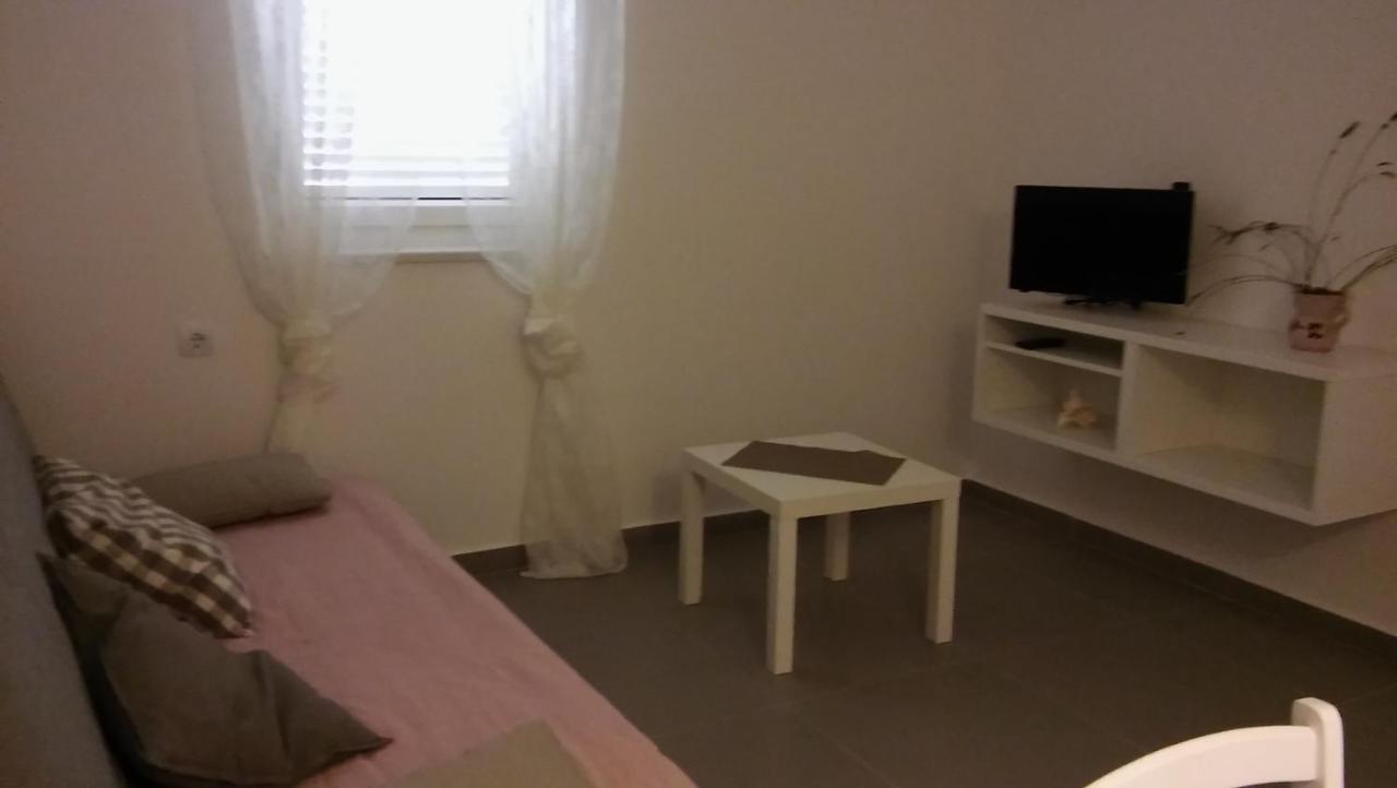 Apartmani Vrancic มันเดร ภายนอก รูปภาพ